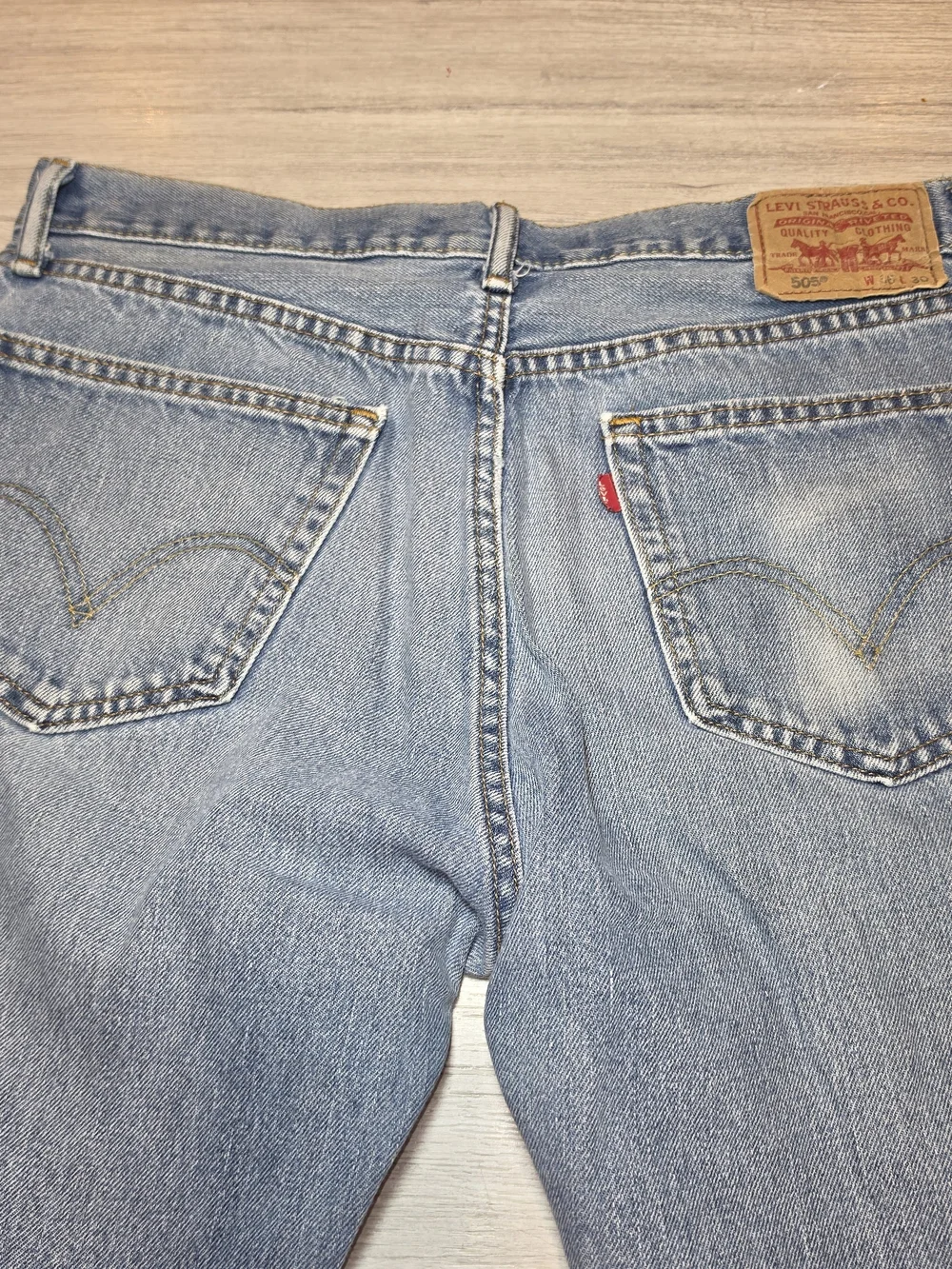 Levi's 505 Straight Fit Jeans Men's Size 36x30 J018